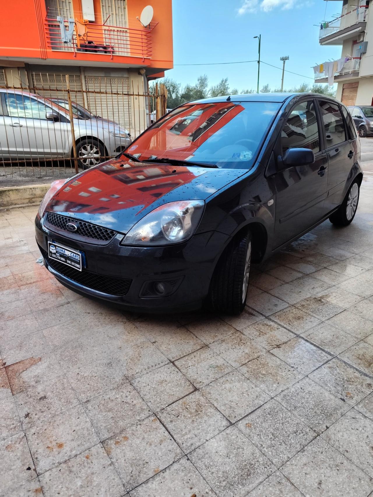 Ford Fiesta 1.4 Diesel 68 cv NEOPATENTATI