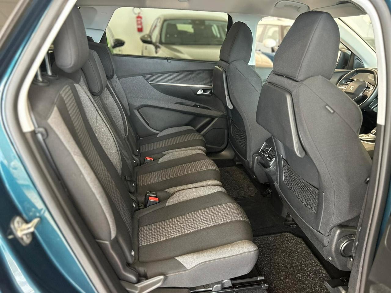 Peugeot 5008 BlueHDi 130 S&S EAT8 Allure (9 6kw) 2a serie ('17'-'25')