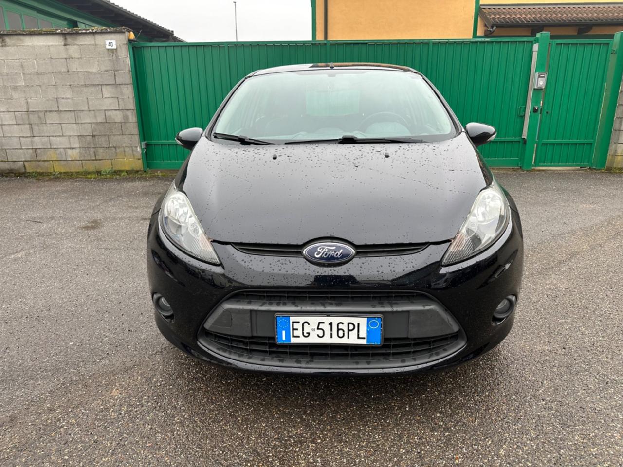 FORD FIESTA 39 MILA KM NEOPATENTATI