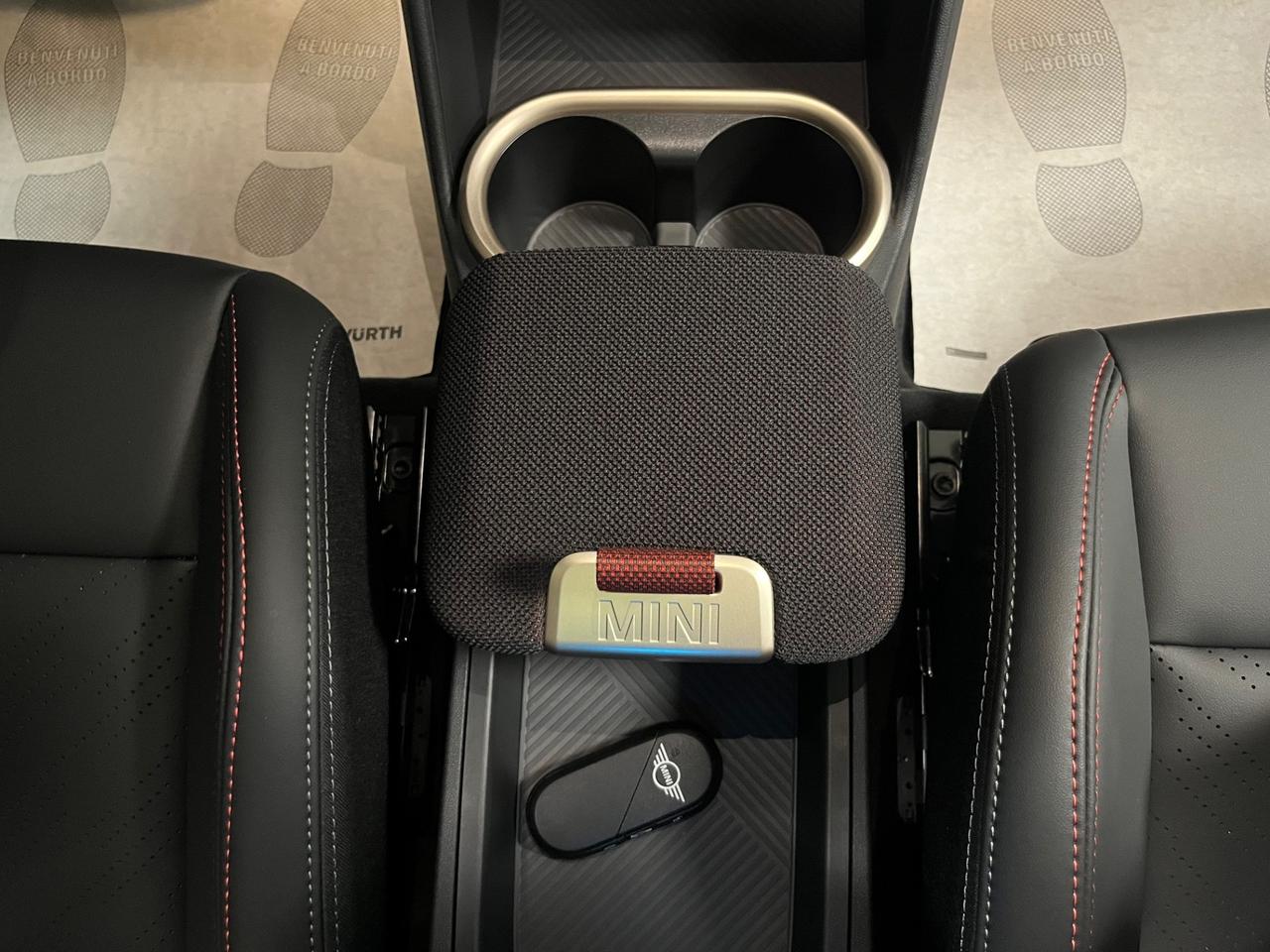 Mini Countryman JCW 2.0 150cv Diesel/elettrica