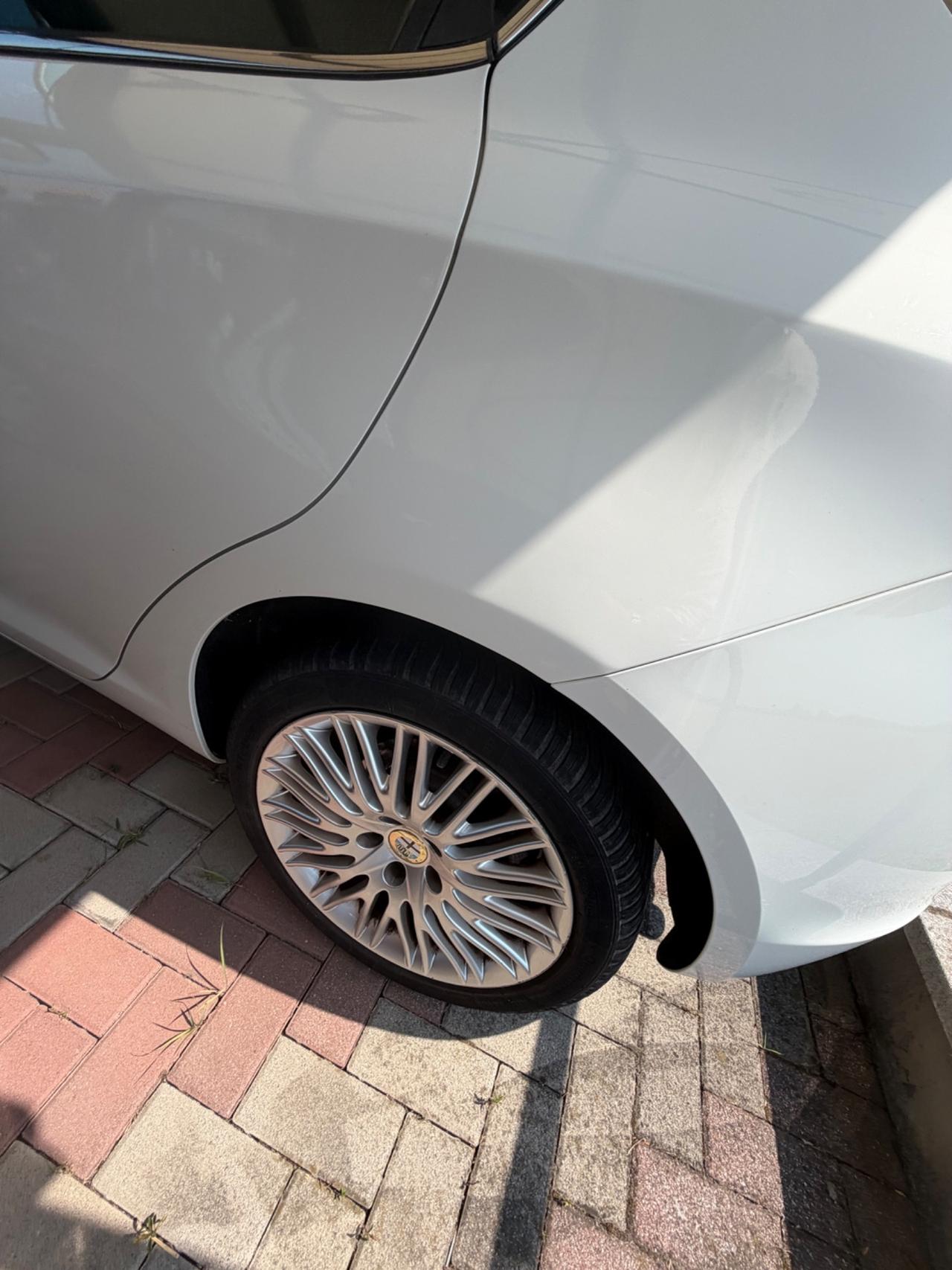 Alfa Romeo Giulietta 1.6 JTDm-2 105 CV Exclusive