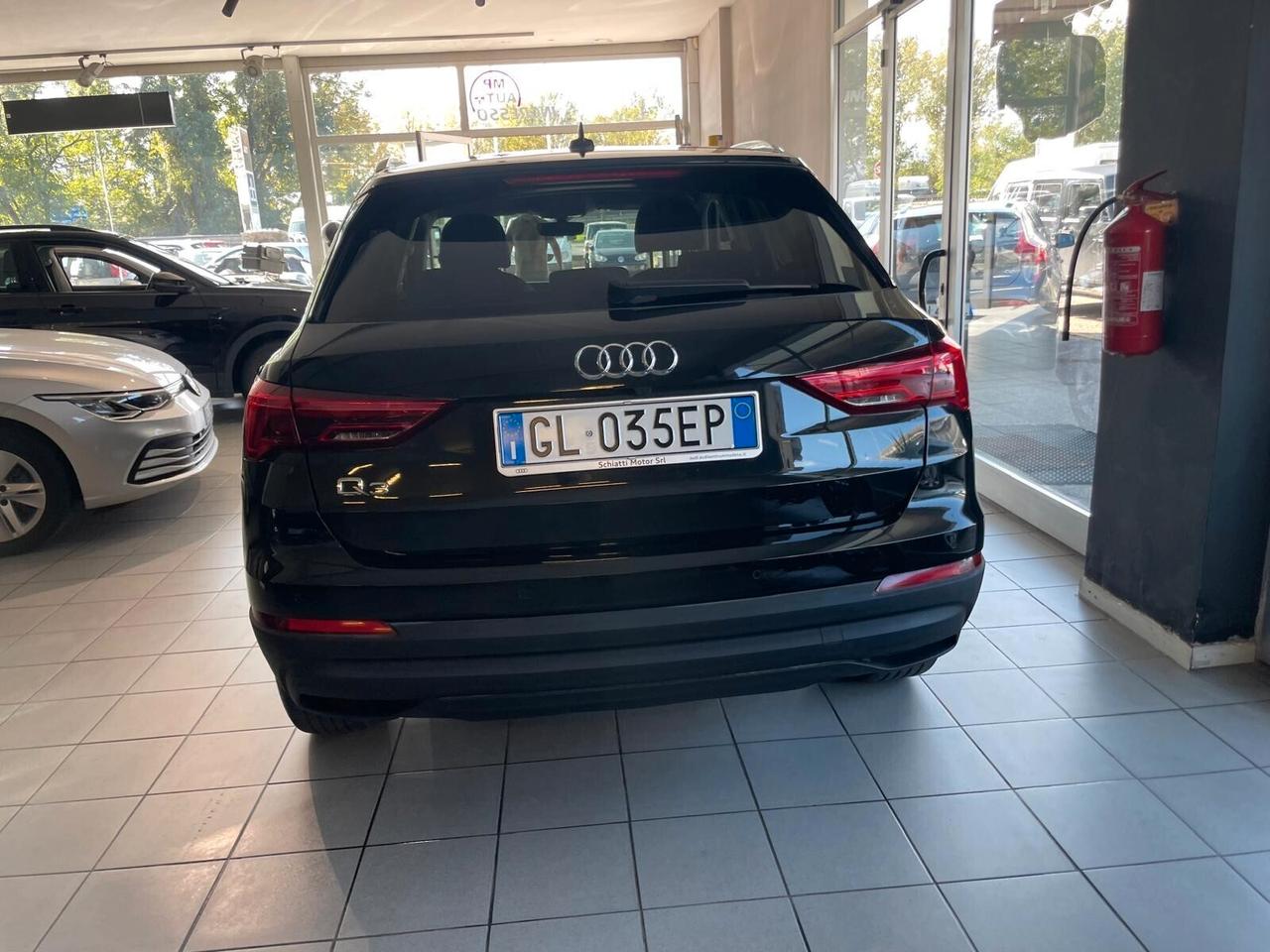 Audi Q3 40 TDI quattro S tronic Business Advanced