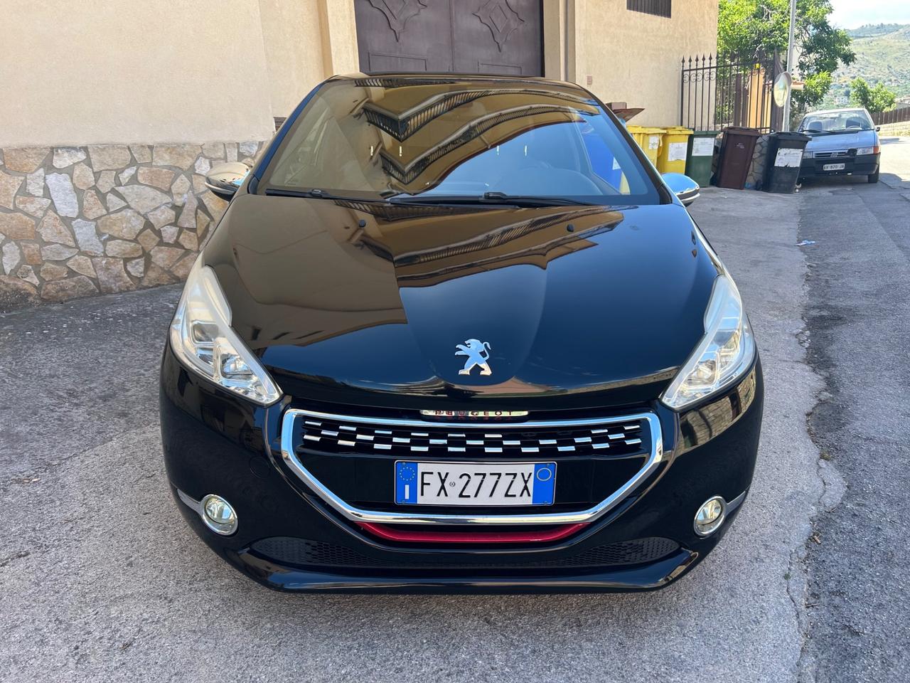 Peugeot 208 1.6 THP 200 CV 3 porte GTi
