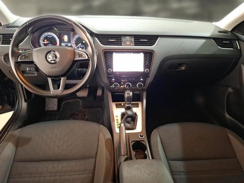 SKODA OCTAVIA WAGON 2.0 TDI EXECUTIVE DSG