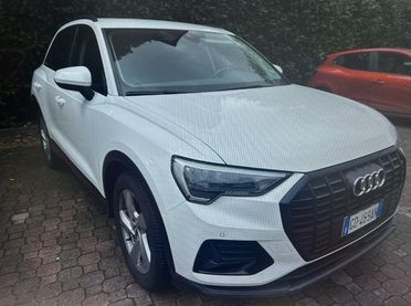 AUDI Q3 35 TDI S tronic Business Advanced Virtual Cockpit