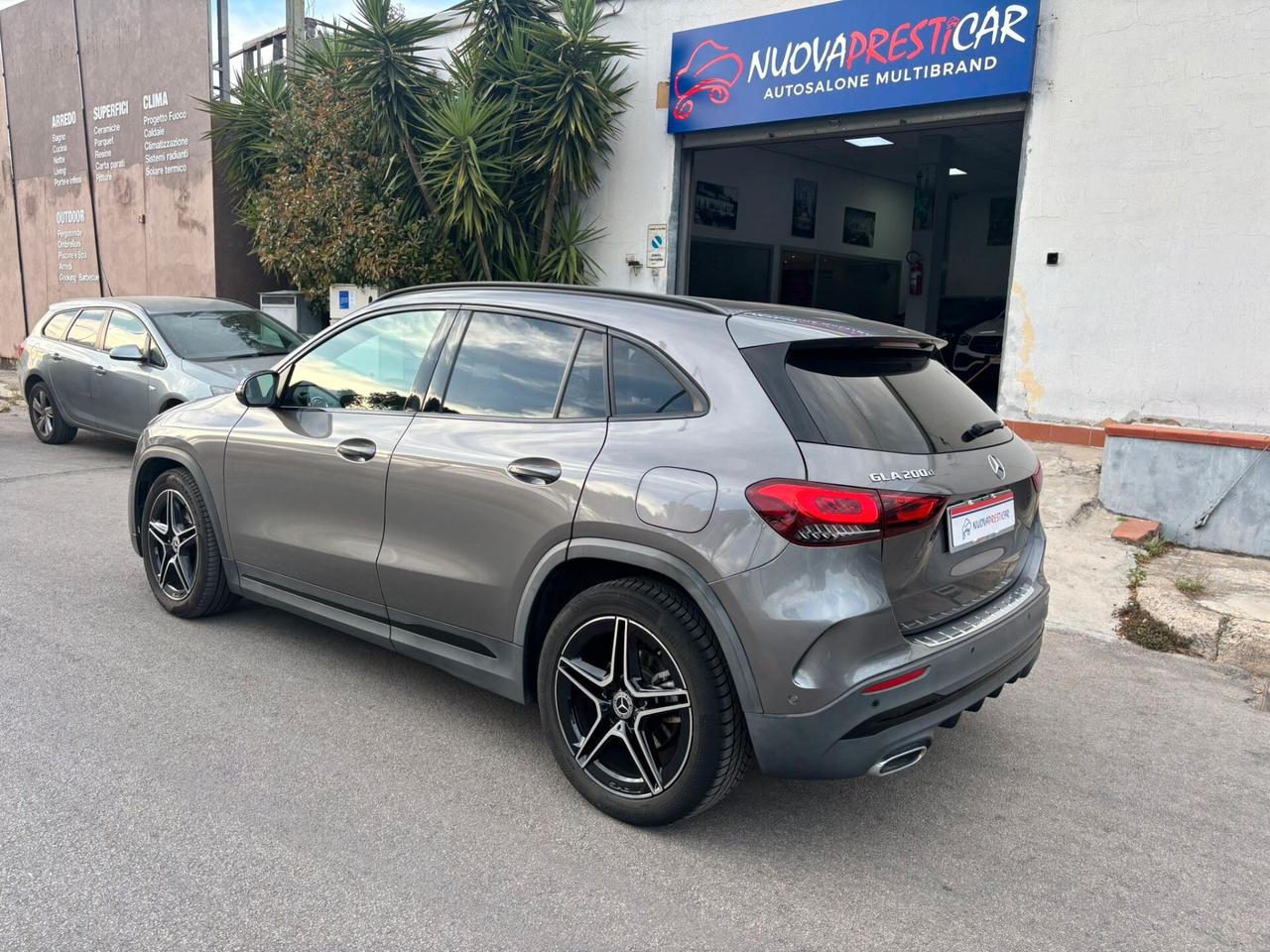 Mercedes-benz GLA 200 Mercedes 200d Premium AMG