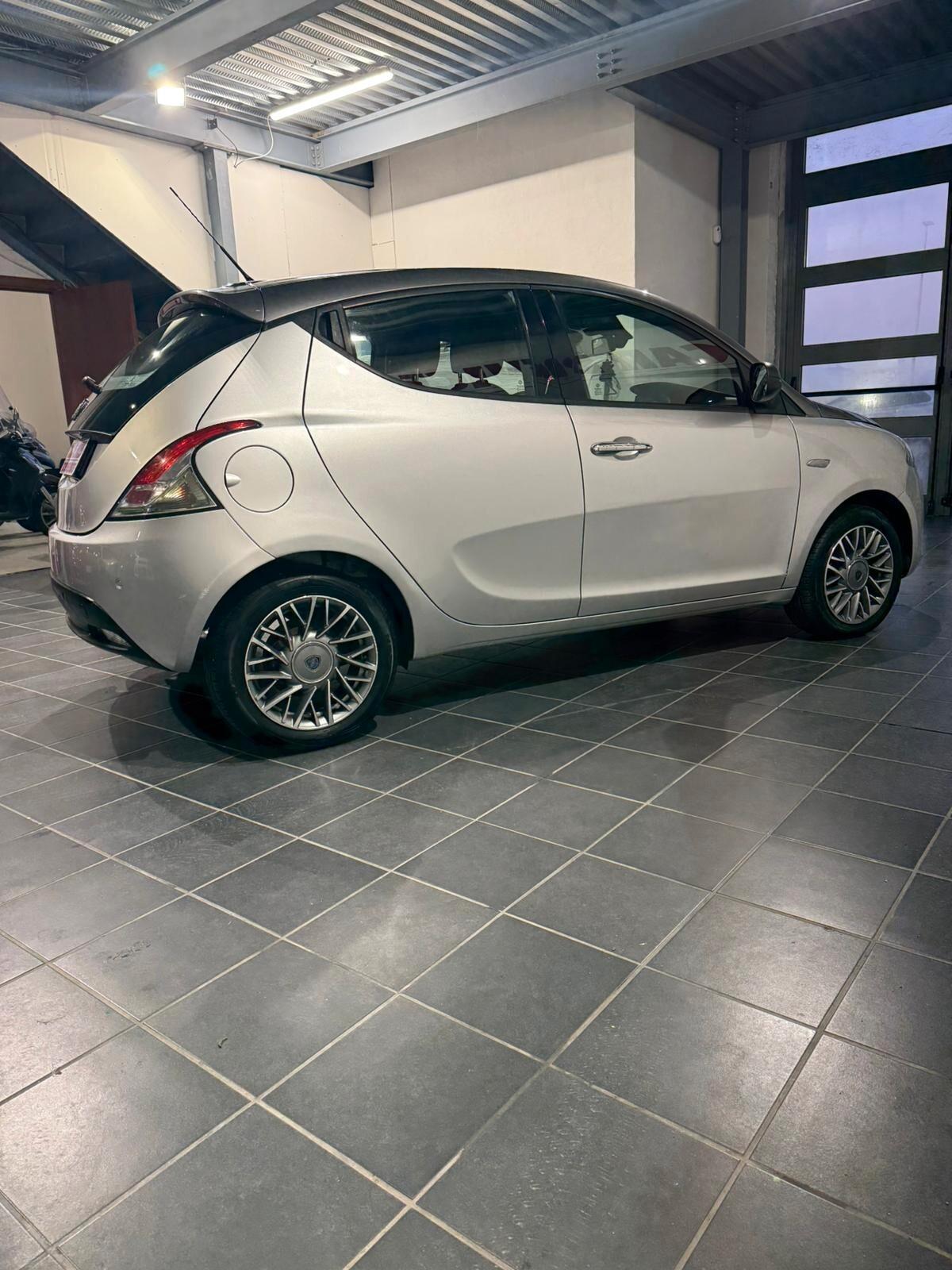 Lancia Ypsilon GPL - NEOPATENTATI