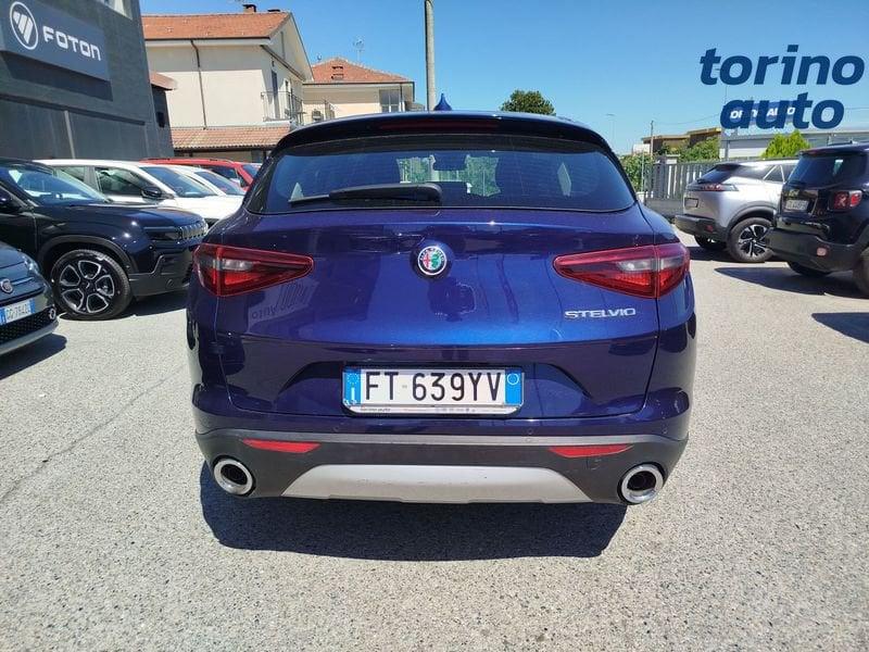 Alfa Romeo Stelvio 2.2 Turbo Diesel 160CV AT8 RWD Business