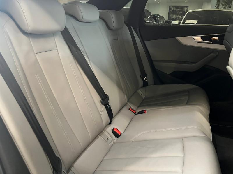 AUDI A4 35 TFSI S tronic Business Advanced