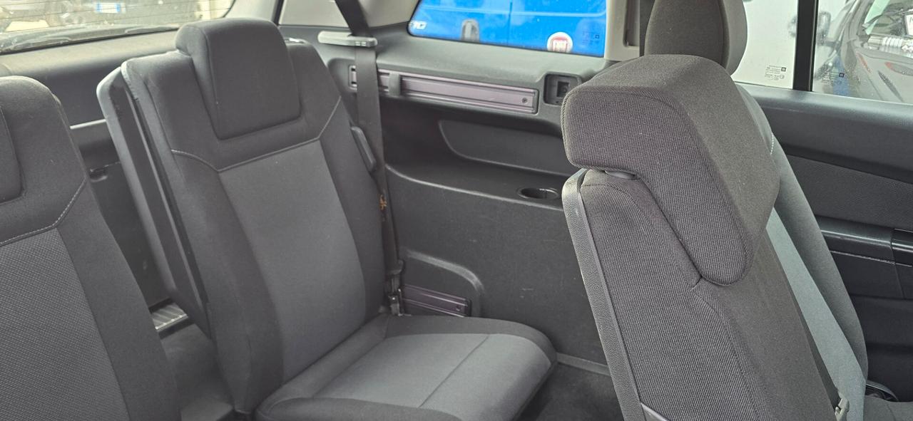 Opel Zafira 1.6 16V ecoM 94CV Cosmo