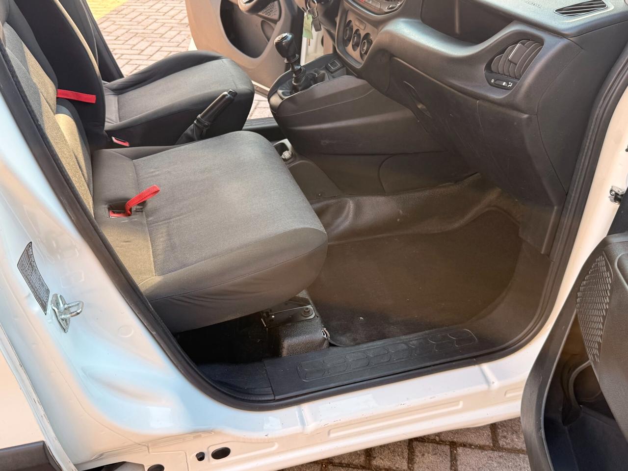 Fiat Doblo 1.6 MJT 3 Posti IVA COMPRESA