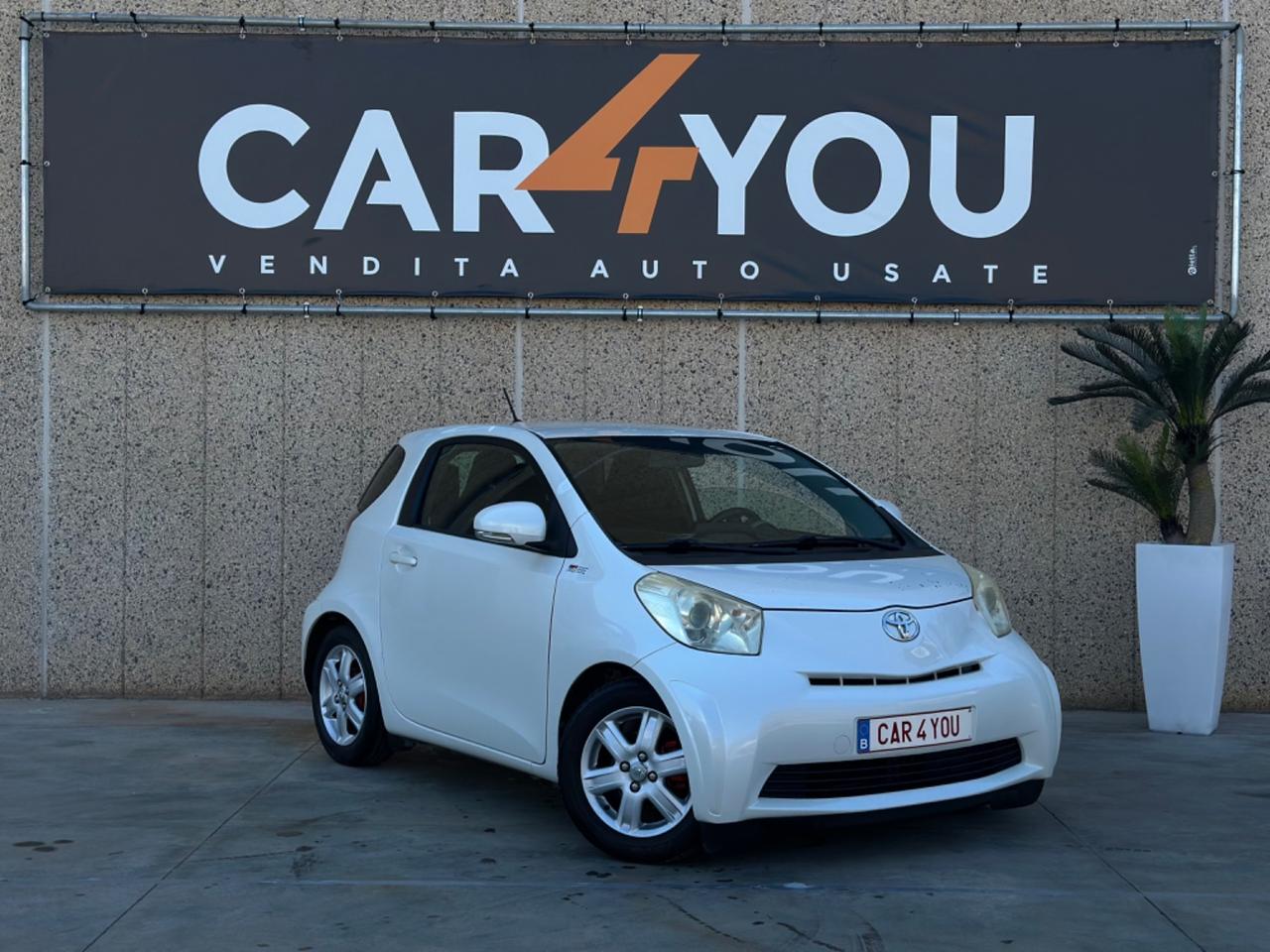 Toyota iQ 1.0