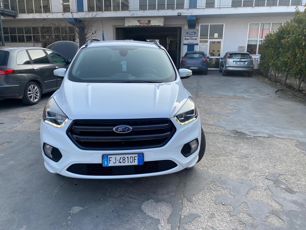 Ford Kuga 1.5 TDCI 120 CV S&S 2WD ST-Line