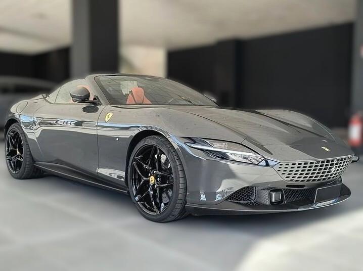 Ferrari Roma Spider