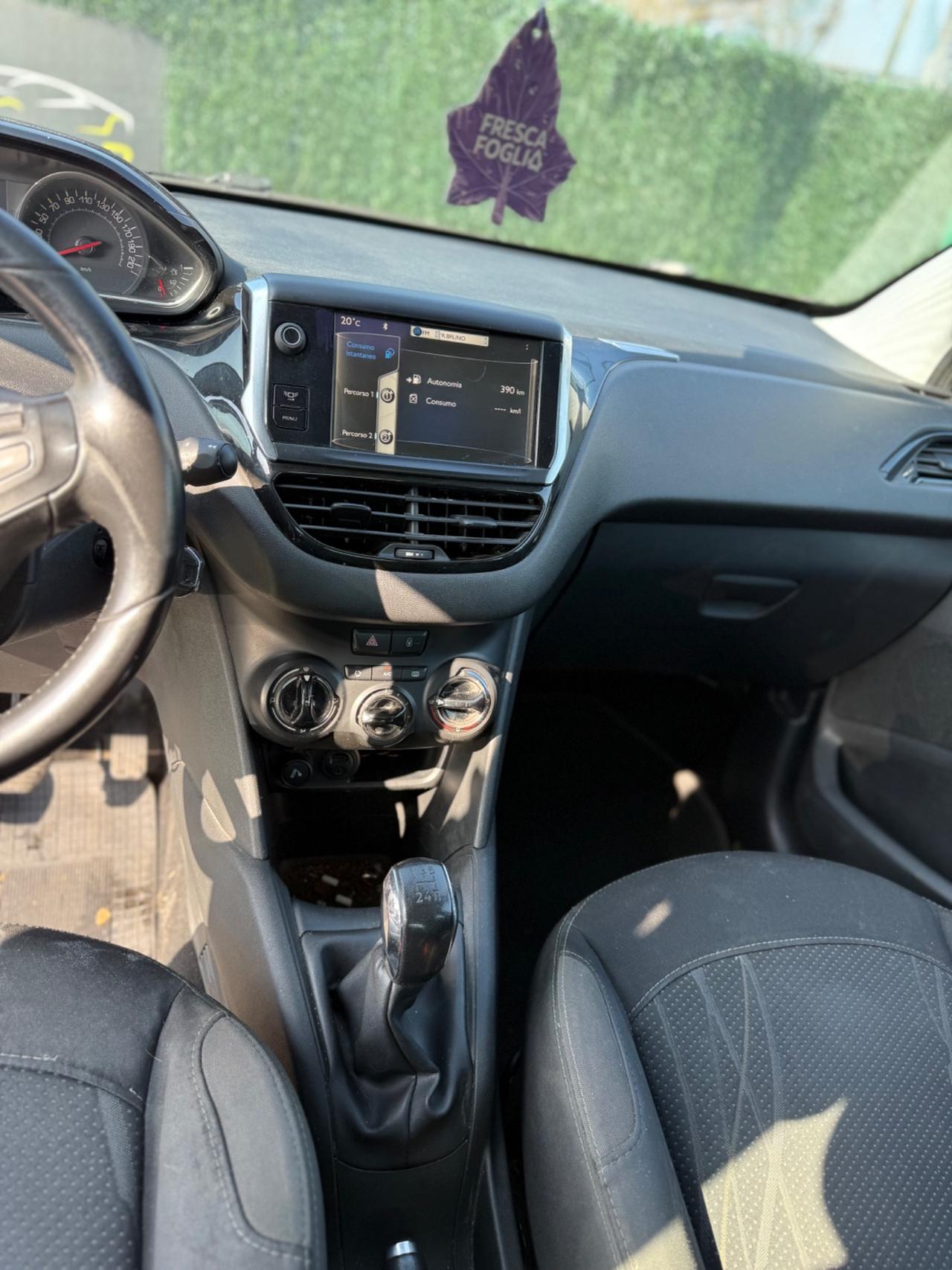 Peugeot 208 2014 1.4 GPL MOTORE DA CONTROLLARE