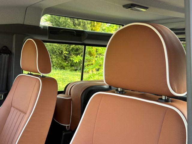 LAND ROVER Defender 90 2.4 S TD4 Station Wagon