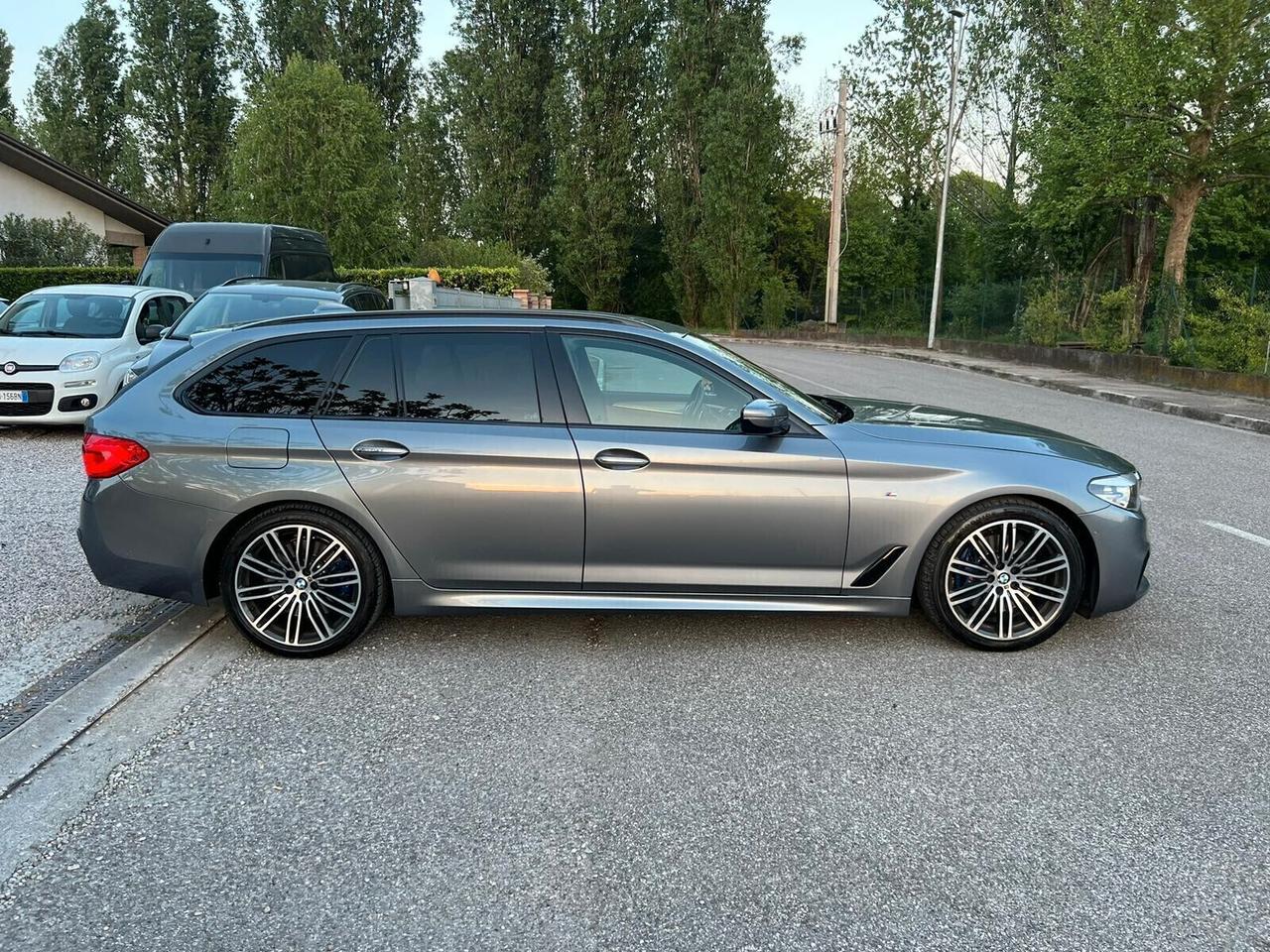 Bmw 530 530d xDrive Touring Msport