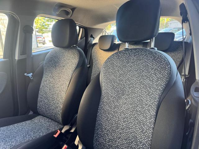 LANCIA Ypsilon 1.2 69 CV 5 porte GPL Ecochic Gold