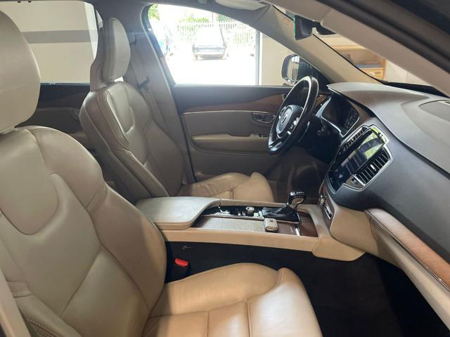 VOLVO XC90 D5 AWD Geartronic 7 posti Inscription