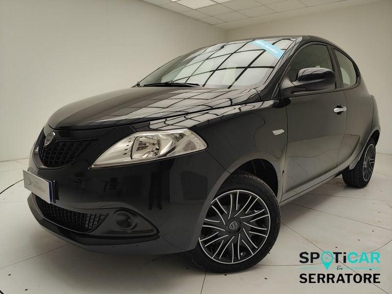 Lancia Ypsilon **FUORI PRODUZIONE** My23 1.0 Firefly 70 CvStart&Stop Hybrid Silver Plus