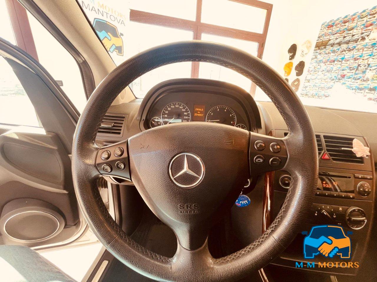 Mercedes A 150 Elegance Berlina