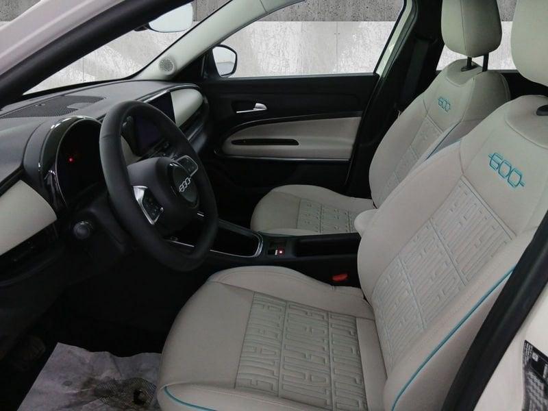 FIAT 600 1.2 hybrid La Prima 110cv auto