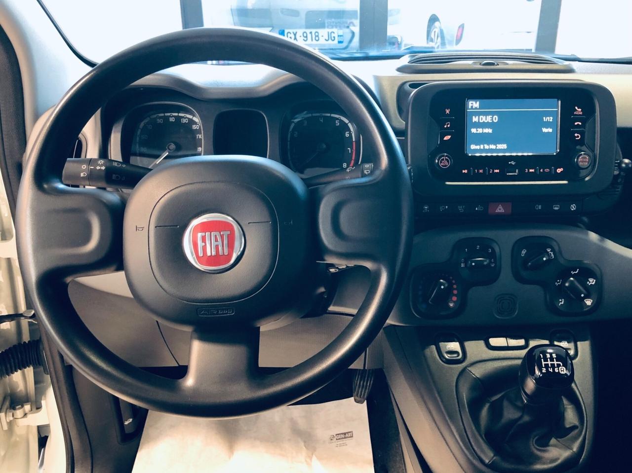 Fiat Panda Hybrid City Life bianca neopante