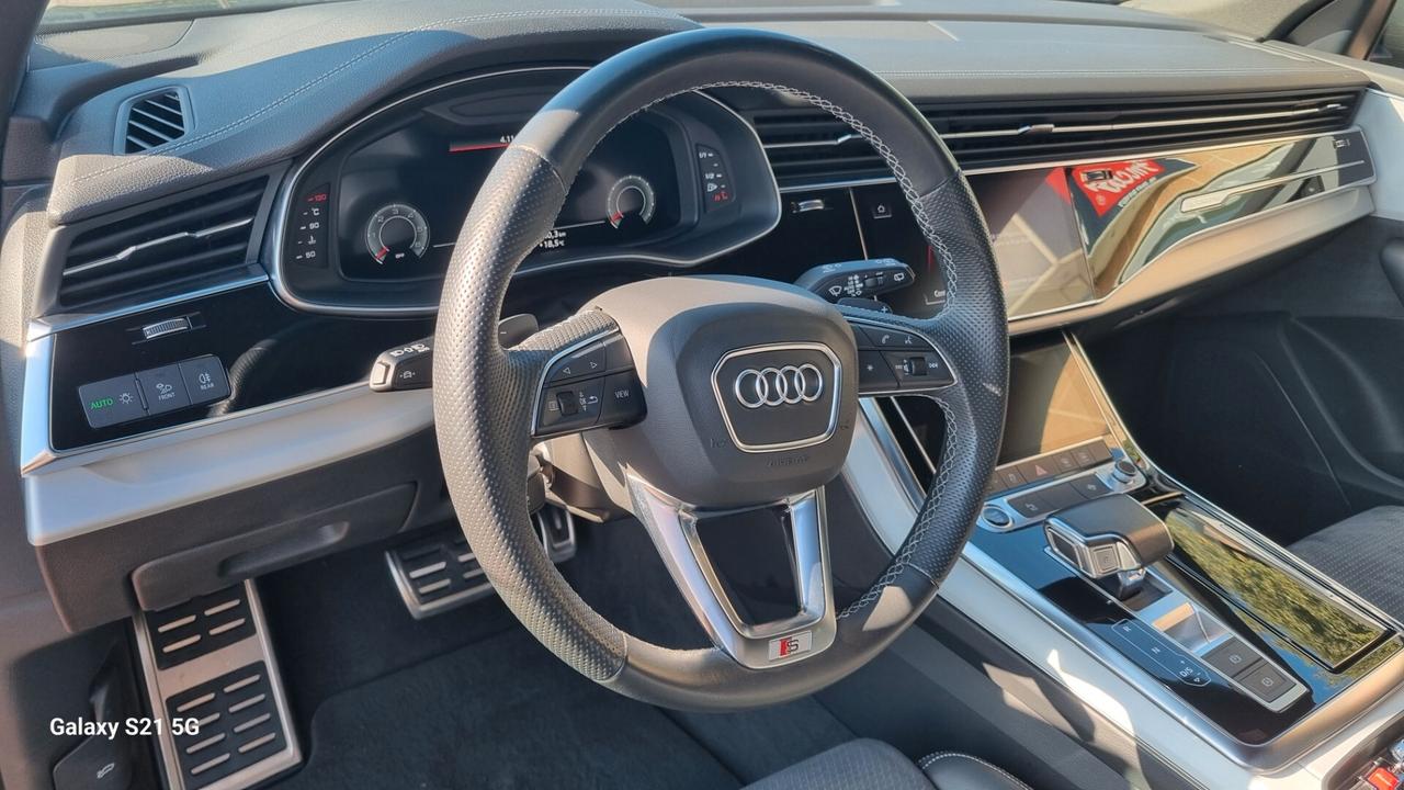 Audi Q8 45 TDI quattro tiptronic Sport S LINE
