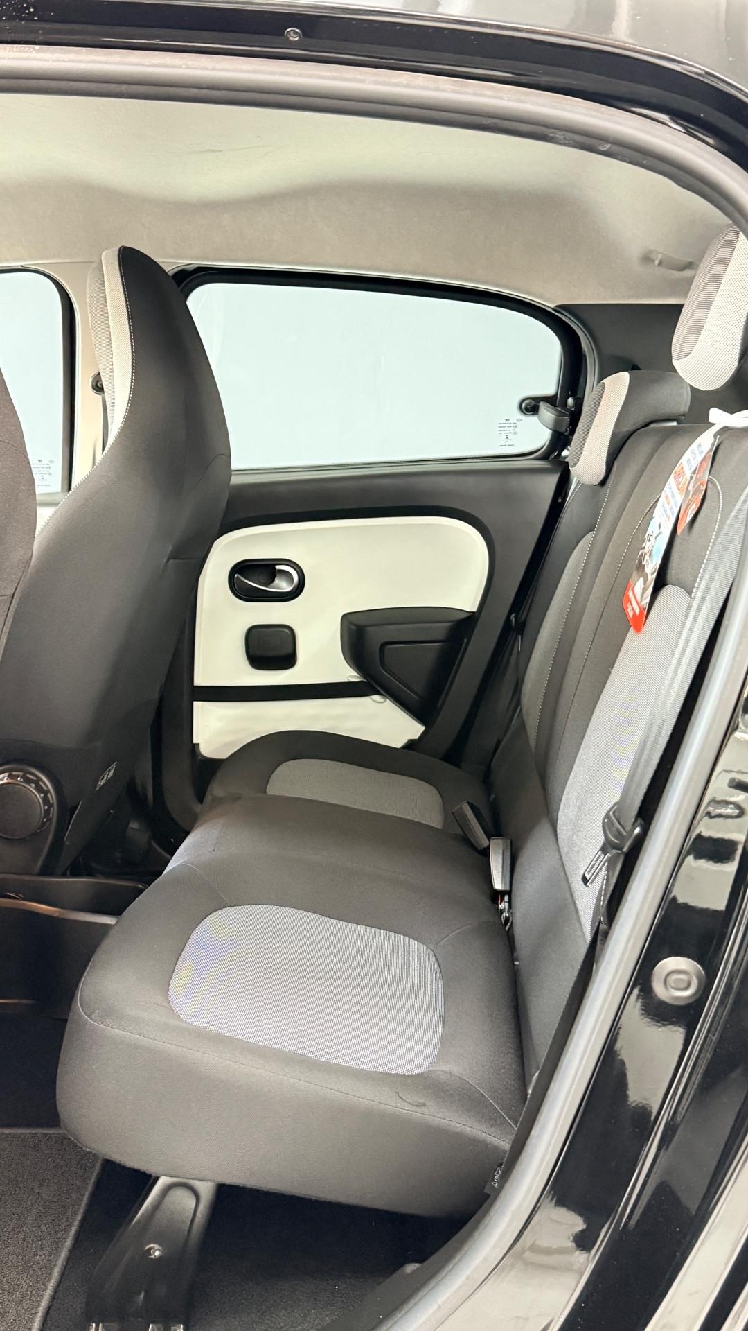 Renault Twingo SCe Stop&Start La Parisienne