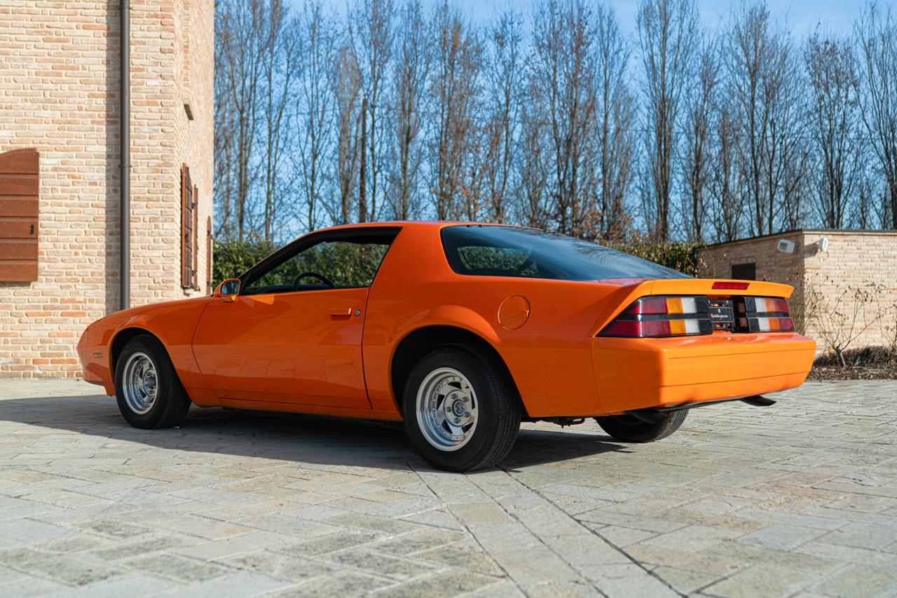 Chevrolet Camaro III Z28 5.0 V8 - CHE00021