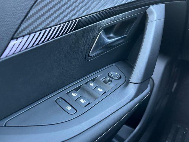 PEUGEOT 2008 PureTech 100 S&S Allure