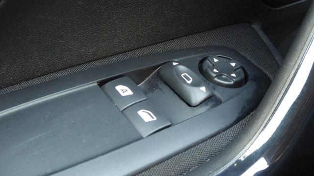 PEUGEOT 208 1° serie PureTech 82 5 porte Active