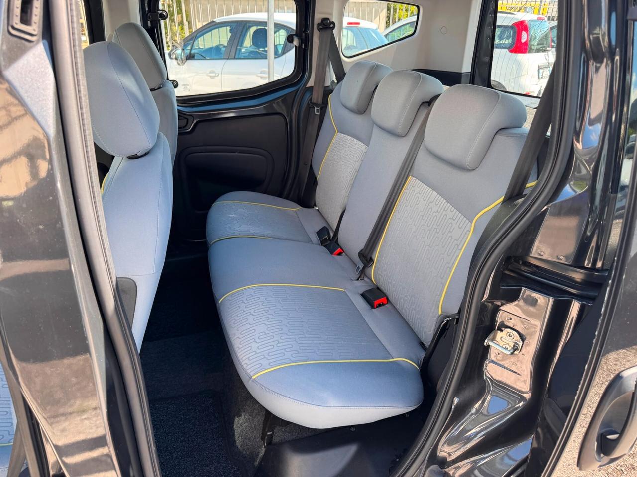 Peugeot Bipper Tepee 1.3 HDi 75 FAP Outdoor