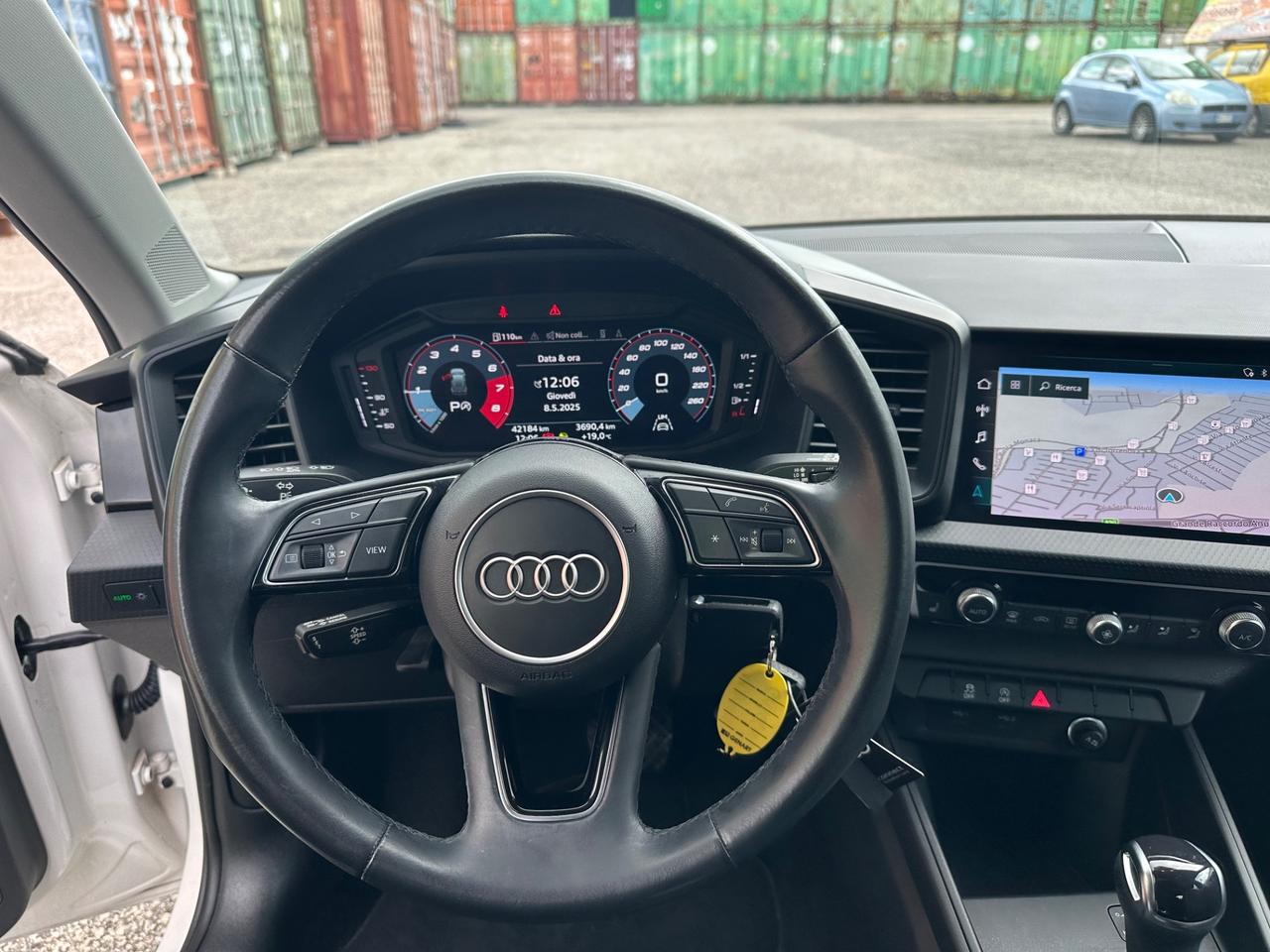 Audi A1 SPB 25 TFSI Identity Black AUTOM