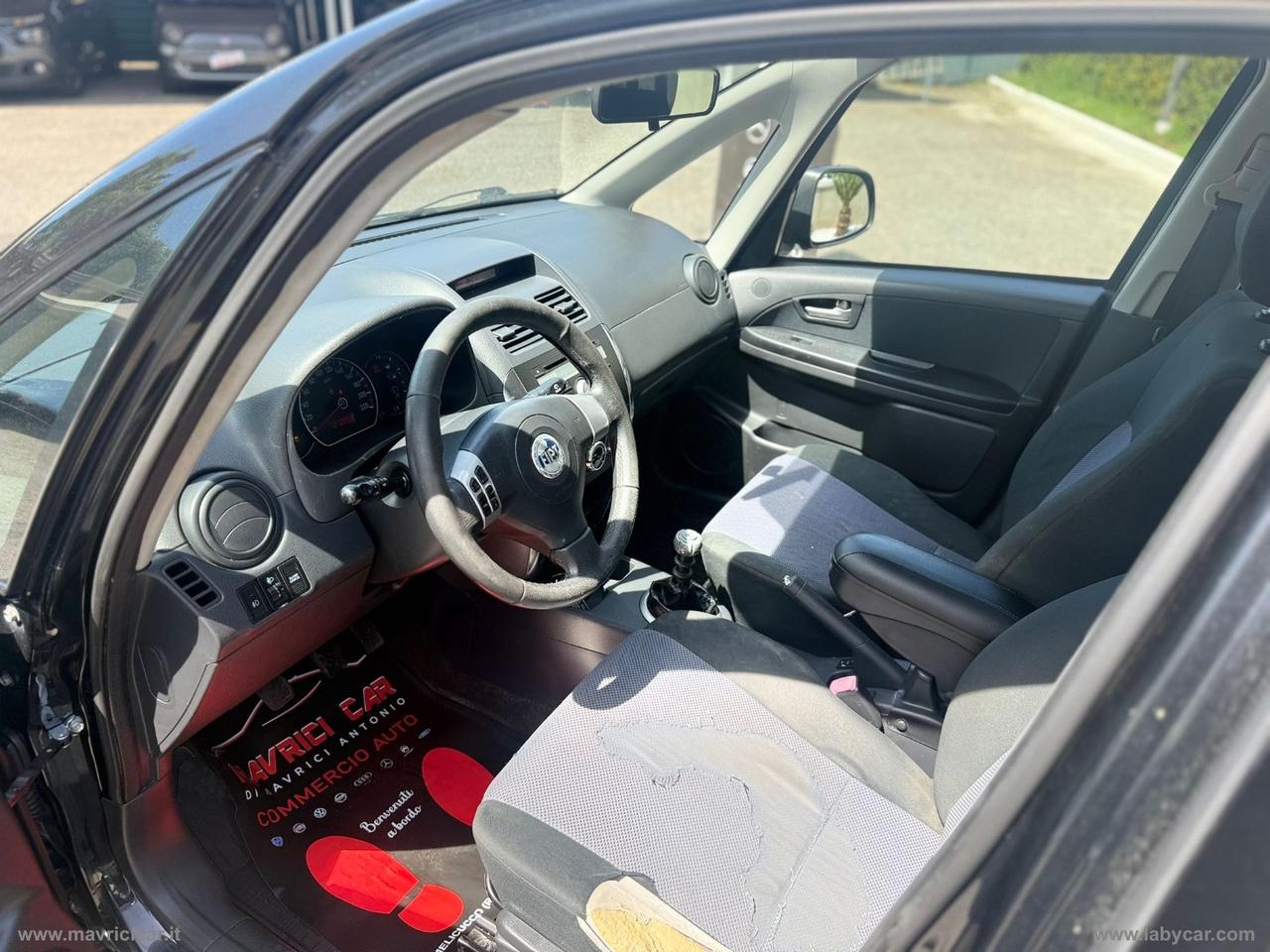 FIAT Sedici 1.9 MJT 4x4 Emotion