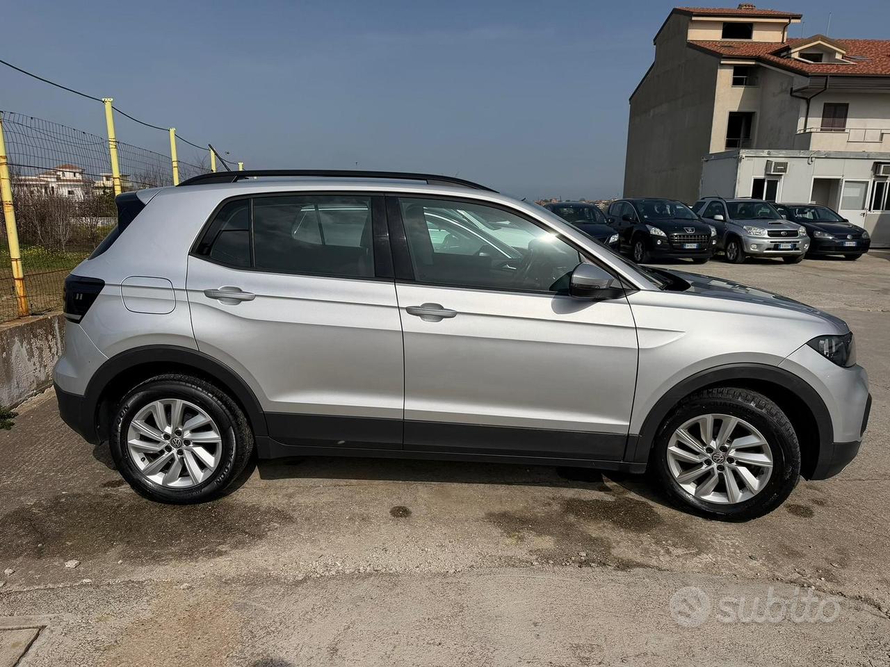 Volkswagen t-cross