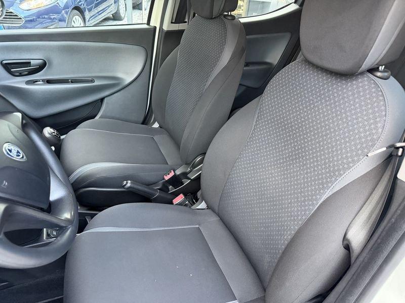 Lancia Ypsilon 1.2 Gold 69cv IDONEA NEOPATENTATI RESTYLING