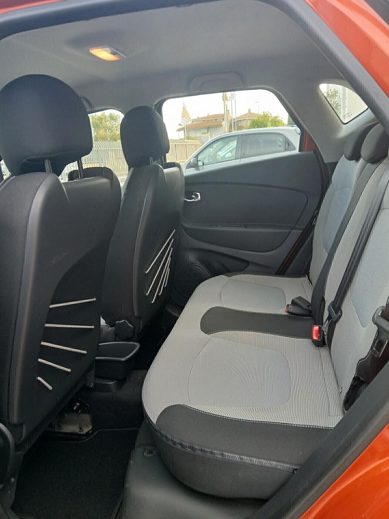 RENAULT Captur Energy R-Link 1.200 TCE 120cv Autom.