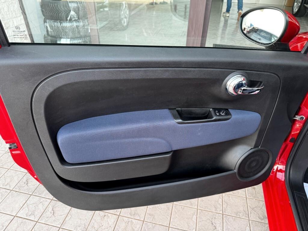 Fiat 500 C 1.0 Hybrid Red
