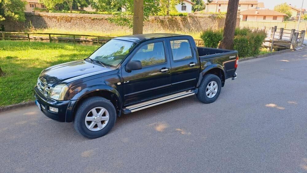 Isuzu D-Max PICK UP doppia cabina AUTOCARRO 5 posti