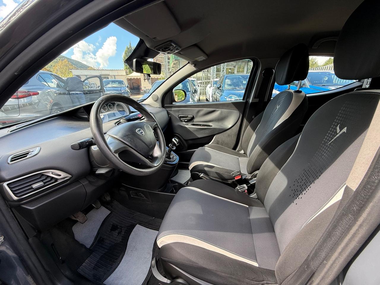 Lancia Ypsilon 0.9 Twinair 85 CV Metano Ecochic Elefantino