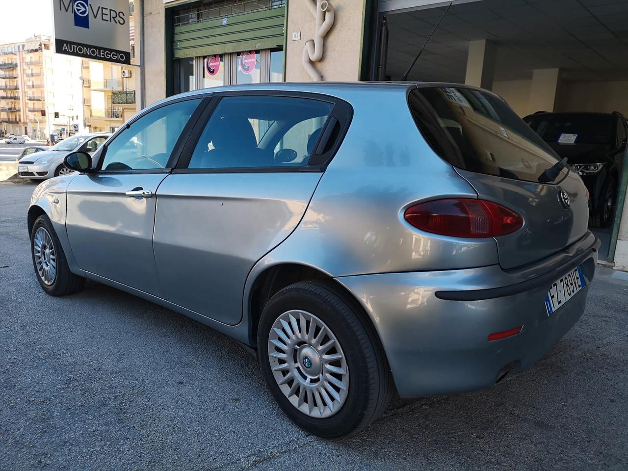 Alfa Romeo 147 1.9 JTD (115 CV) cat 5p. Distinctive
