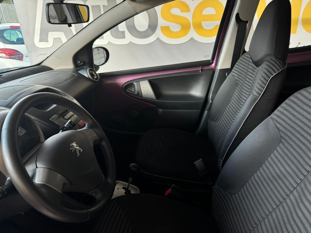 Peugeot 107 1.0benzina CAMBIO AUTOMATICO