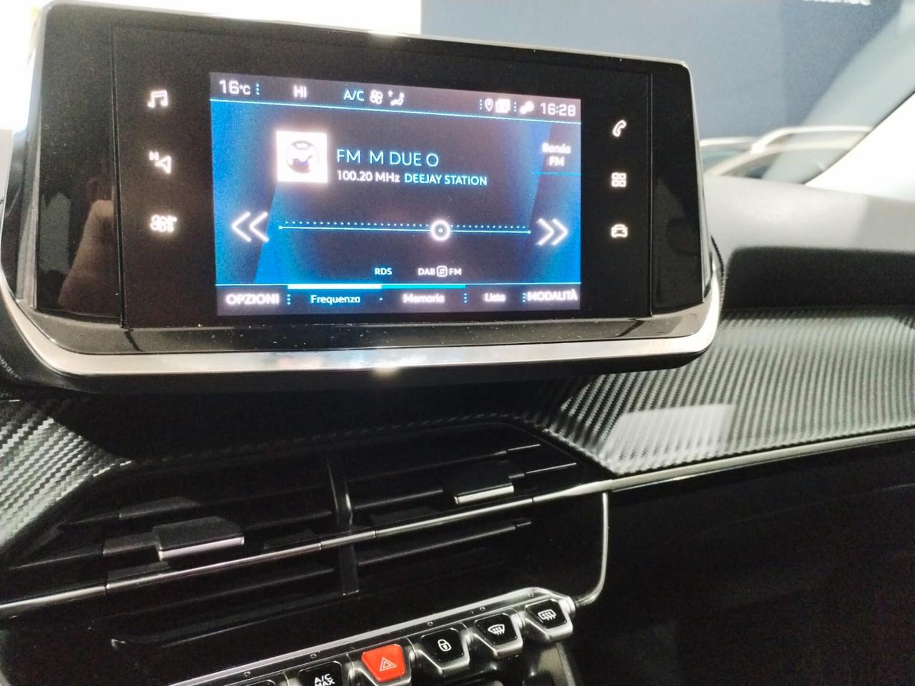 Peugeot 2008 BlueHDi 130 S&S EAT8 Allure