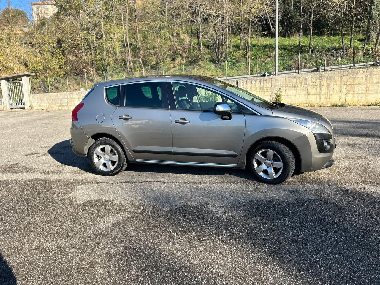 Peugeot 3008 1.6 HDI FAP 110 Premium