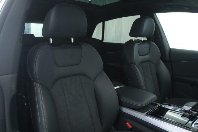 AUDI Q8 50 TDI 286 CV quattro S-line Black Edition