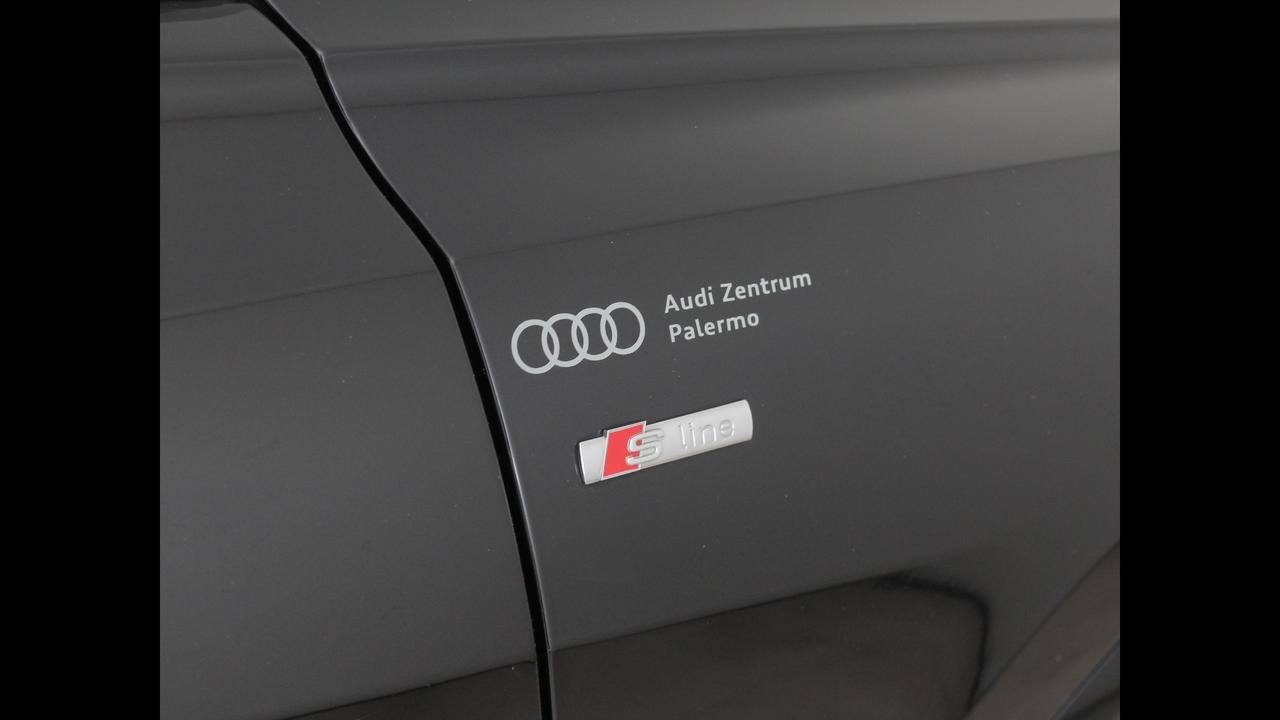 AUDI Q8 I 2018 - Q8 50 3.0 tdi mhev Sport quattro tiptronic
