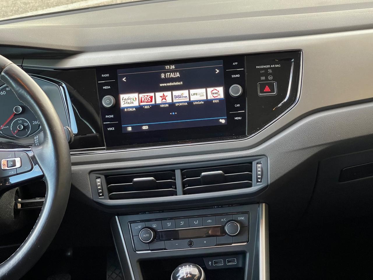 Volkswagen Polo 1.6 TDI 80cv - NEOPATENTATI