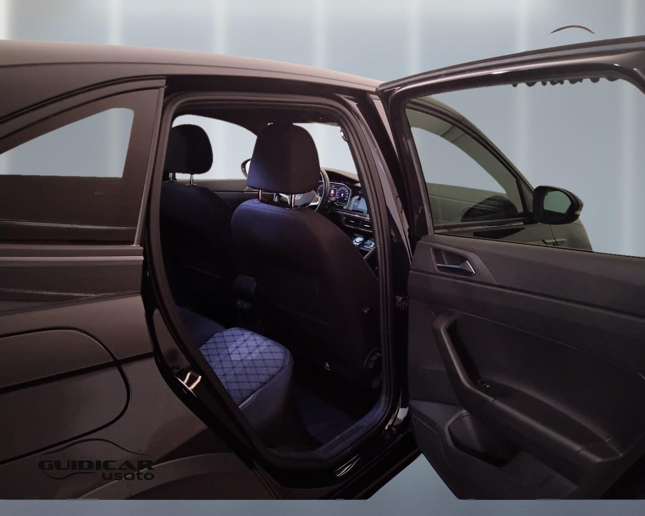 VOLKSWAGEN Taigo - Taigo 1.0 tsi R-Line 110cv dsg