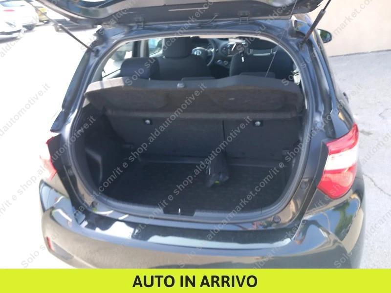 Toyota Yaris 5 Porte 1.5 VVT-i Hybrid Business E-CVT